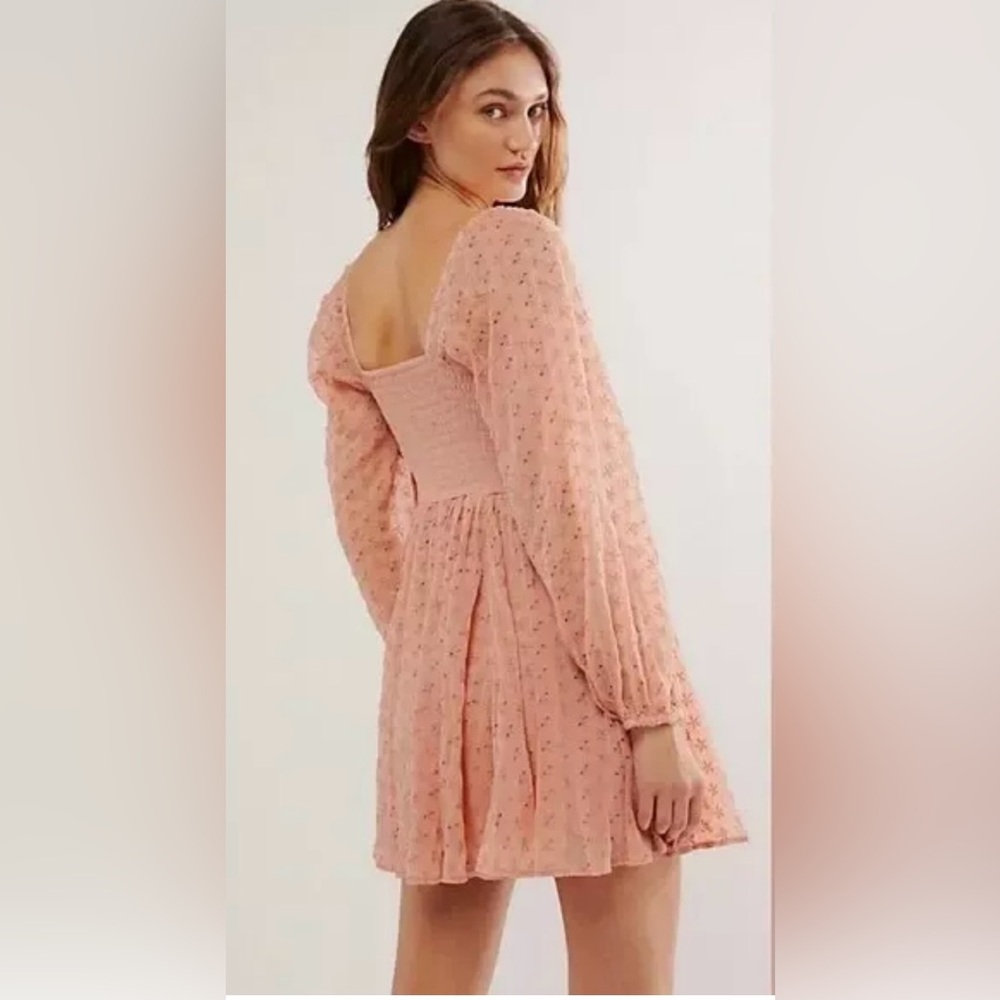 Free People * Malina* Mini Dress in Peach NWOT. - Picture 3 of 3